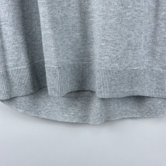 Women's Crew Neck Short Sleeve Knit Sweater Top - Picture 3 of 6